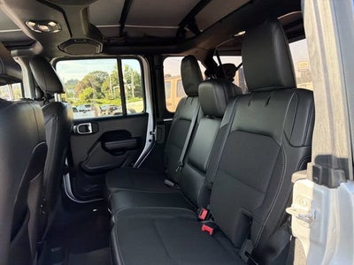 2023 Jeep Wrangler 4-Door Freedom 4x4