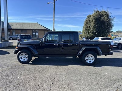 2022 Jeep Gladiator Sport S 4x4
