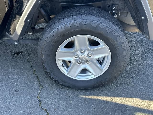 2022 Jeep Gladiator Sport S 4x4