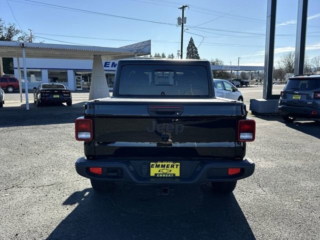 2022 Jeep Gladiator Sport S 4x4