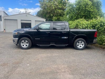 2025 RAM 1500 Big Horn Crew Cab 4x4 5'7" Box