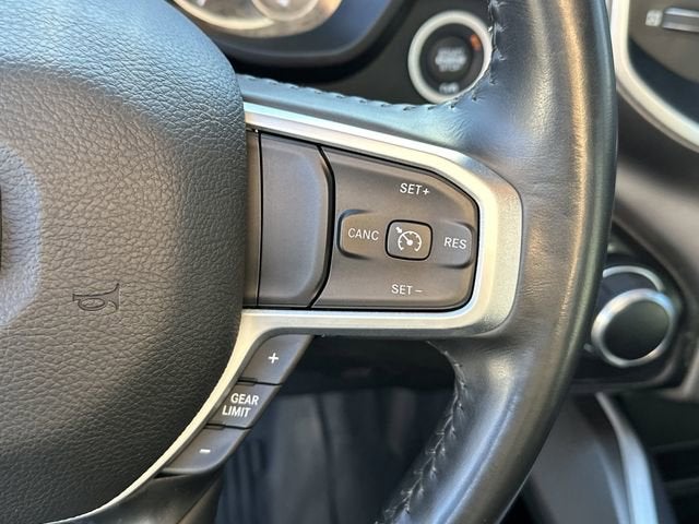 2021 RAM 1500 Big Horn Crew Cab 4x4 5'7" Box