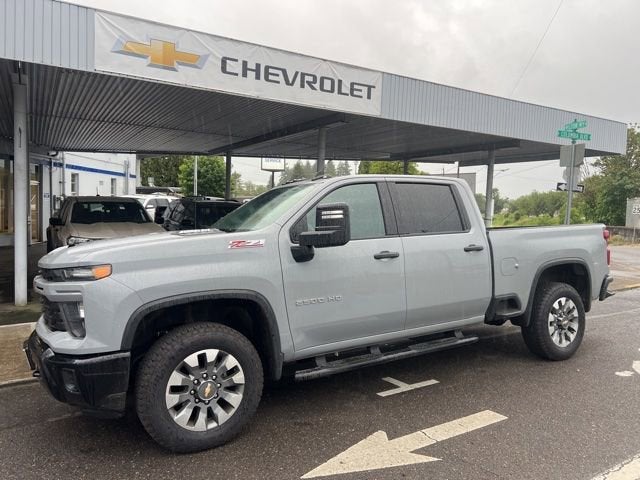 2025 Chevrolet Silverado HD Custom 4WD Crew Cab Standard Box's photo