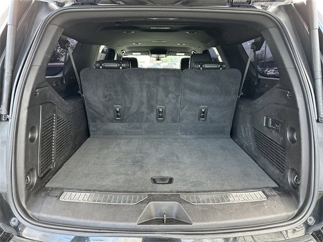 2021 Chevrolet Suburban High Country