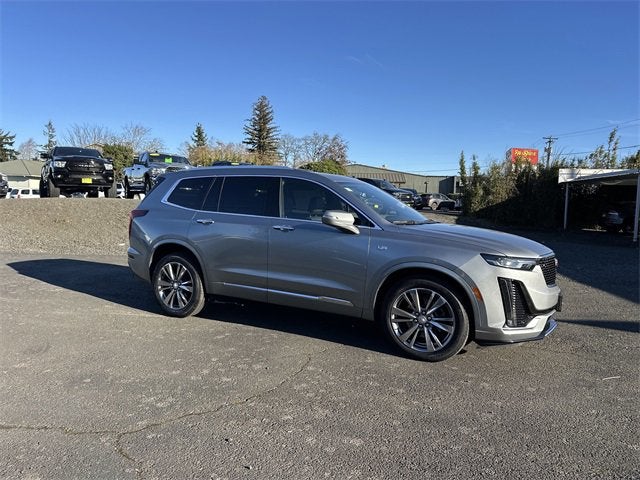2025 Cadillac XT6 Premium Luxury