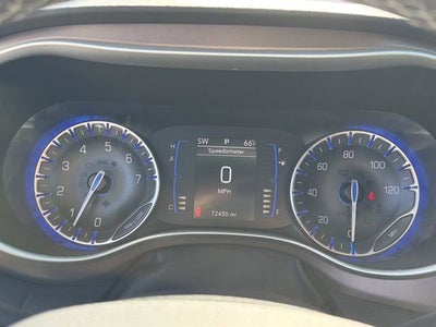 2022 Chrysler Voyager LX