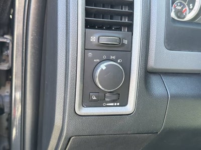 2018 RAM 2500 Tradesman Crew Cab 4x4 6'4" Box