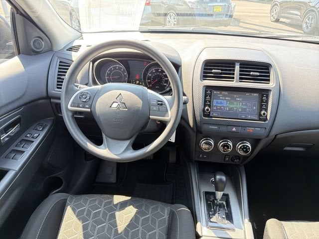 2024 Mitsubishi Outlander Sport S