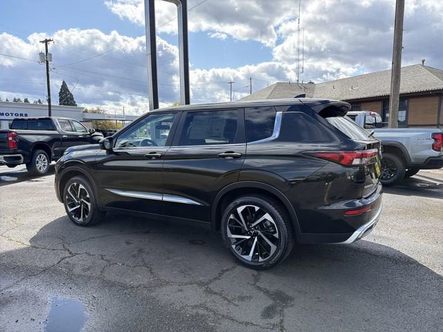 2024 Mitsubishi Outlander SE