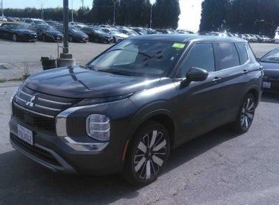 2025 Mitsubishi Outlander SE