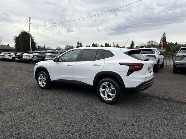 2026 Chevrolet Trax LS