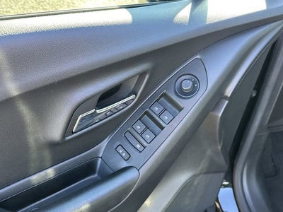 2022 Chevrolet Trax LS