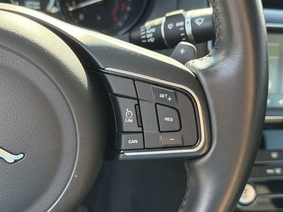 2019 Jaguar XE 25t Premium