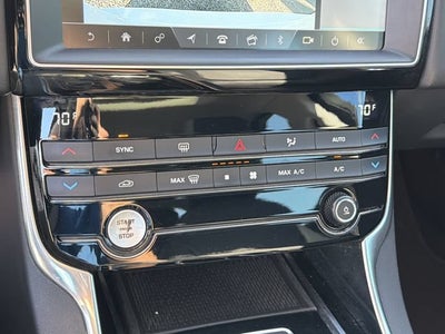 2019 Jaguar XE 25t Premium