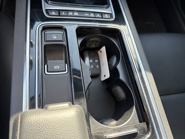 2019 Jaguar XE 25t Premium