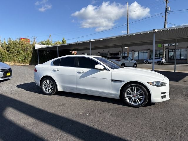 2019 Jaguar XE 25t Premium